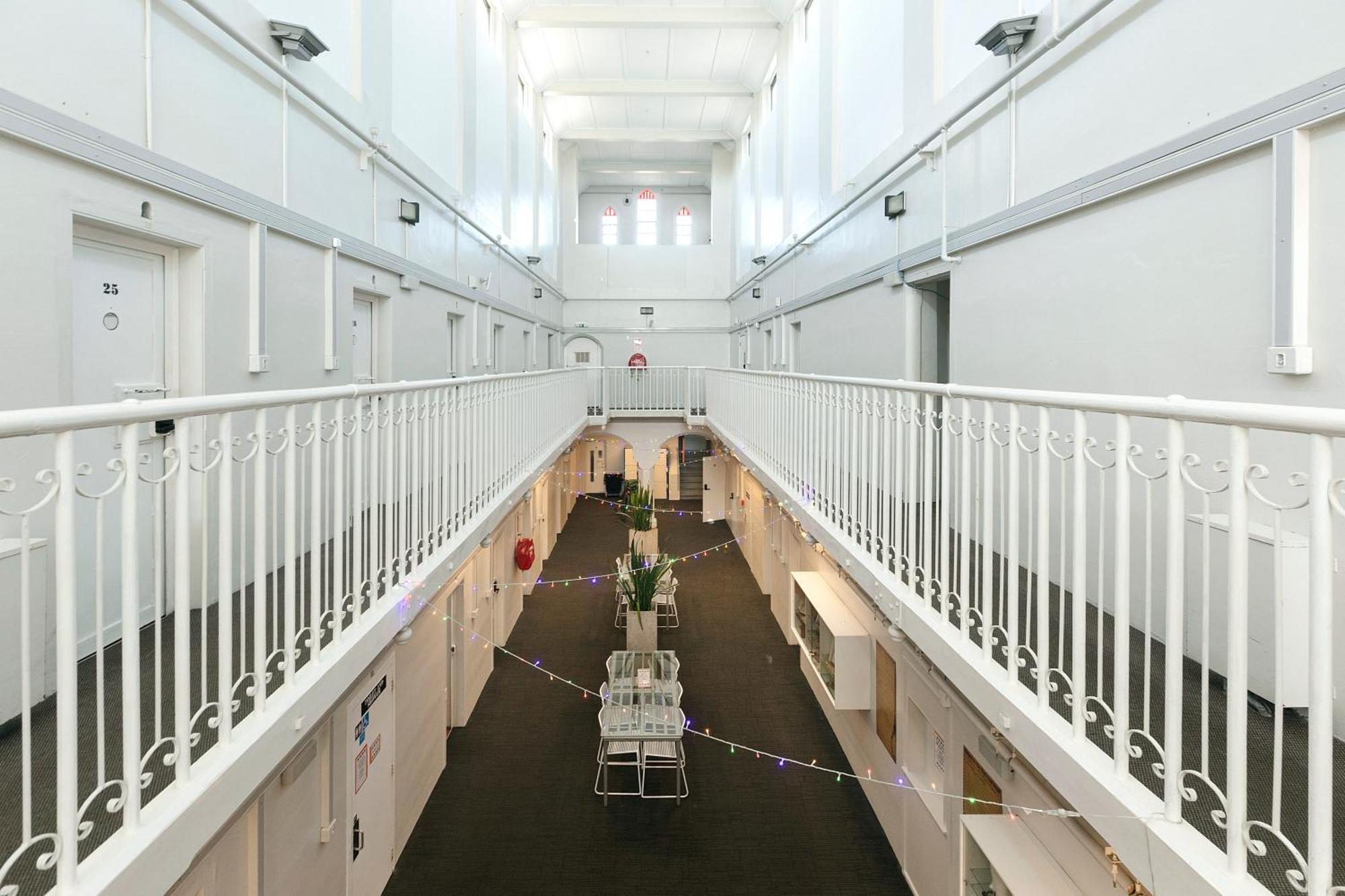 Jailhouse Accommodation Christchurch Exterior foto