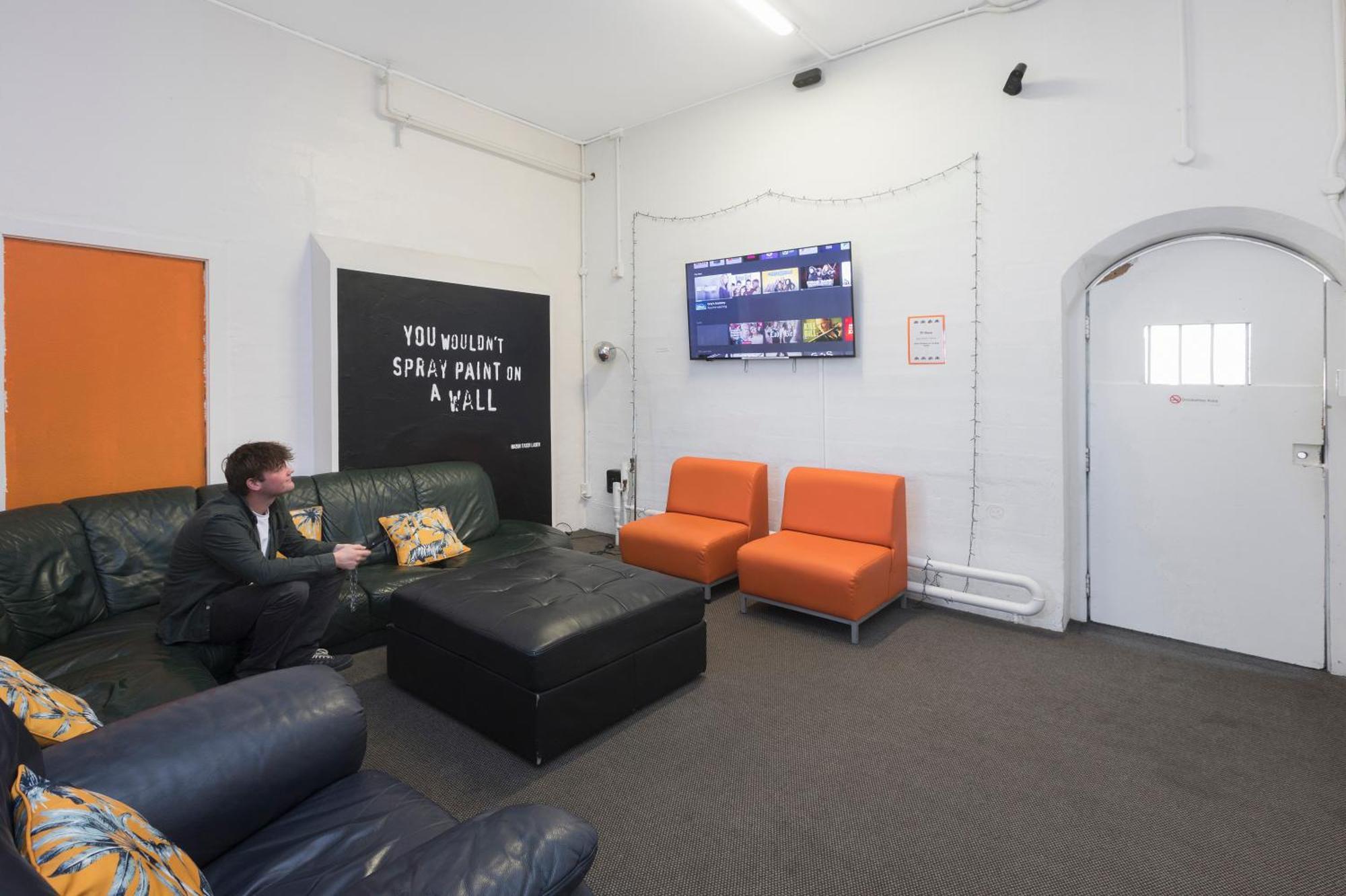 Jailhouse Accommodation Christchurch Exterior foto