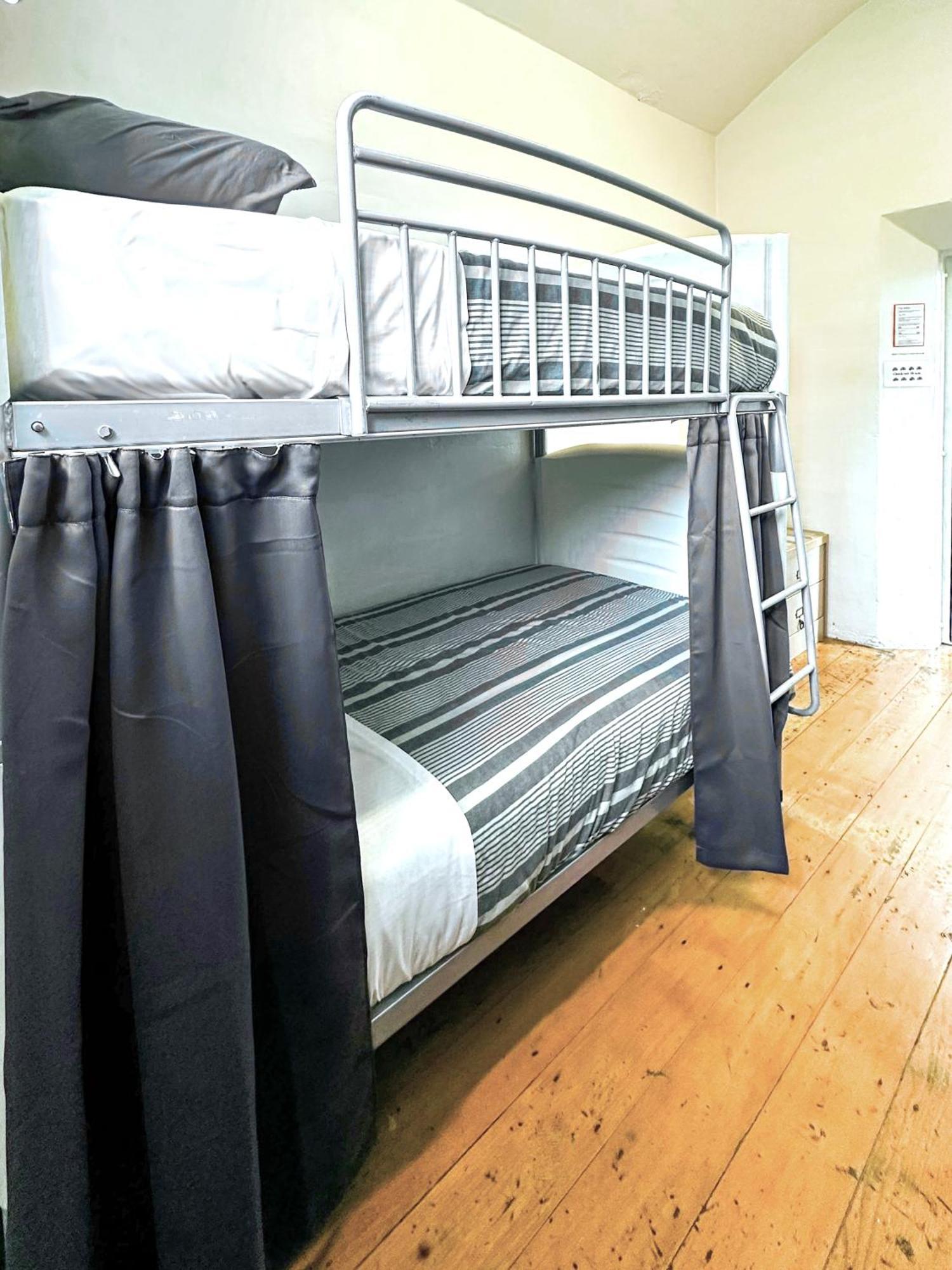 Jailhouse Accommodation Christchurch Exterior foto